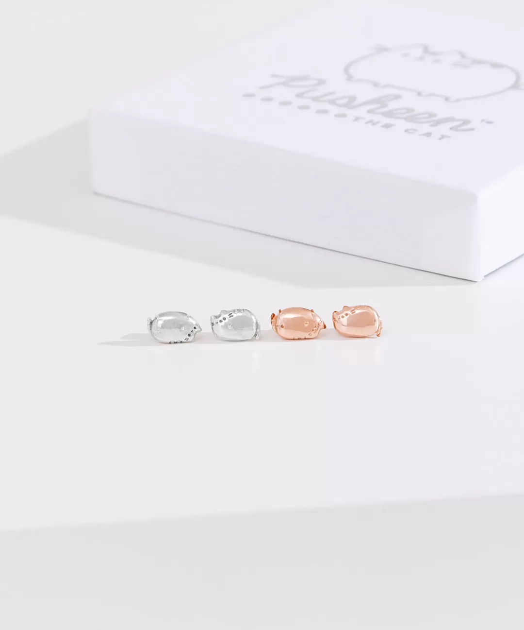 Online Licensed to Charm Pusheen Lazy Stud Earrings