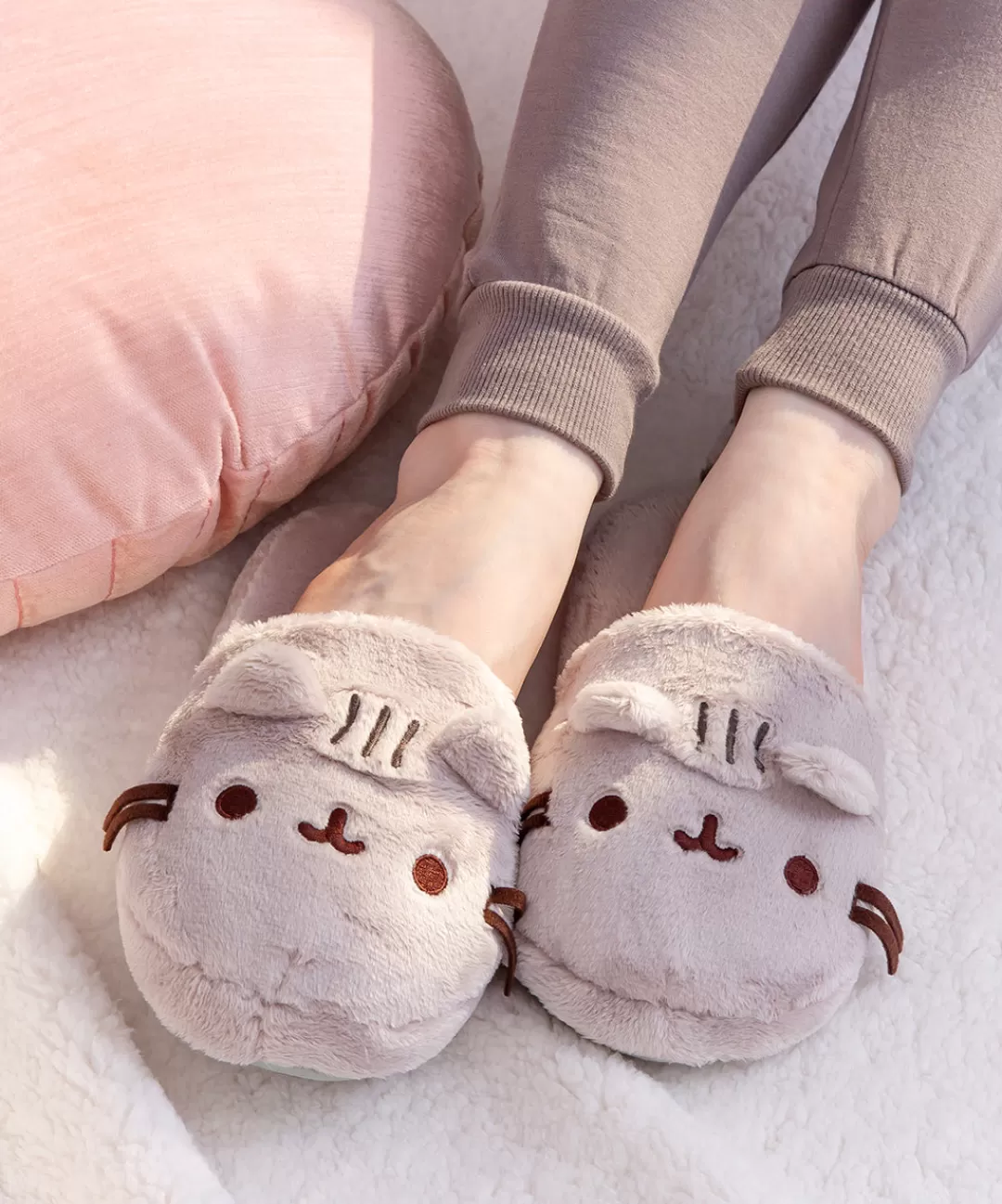 Clearance GUND Pusheen Plush Slippers